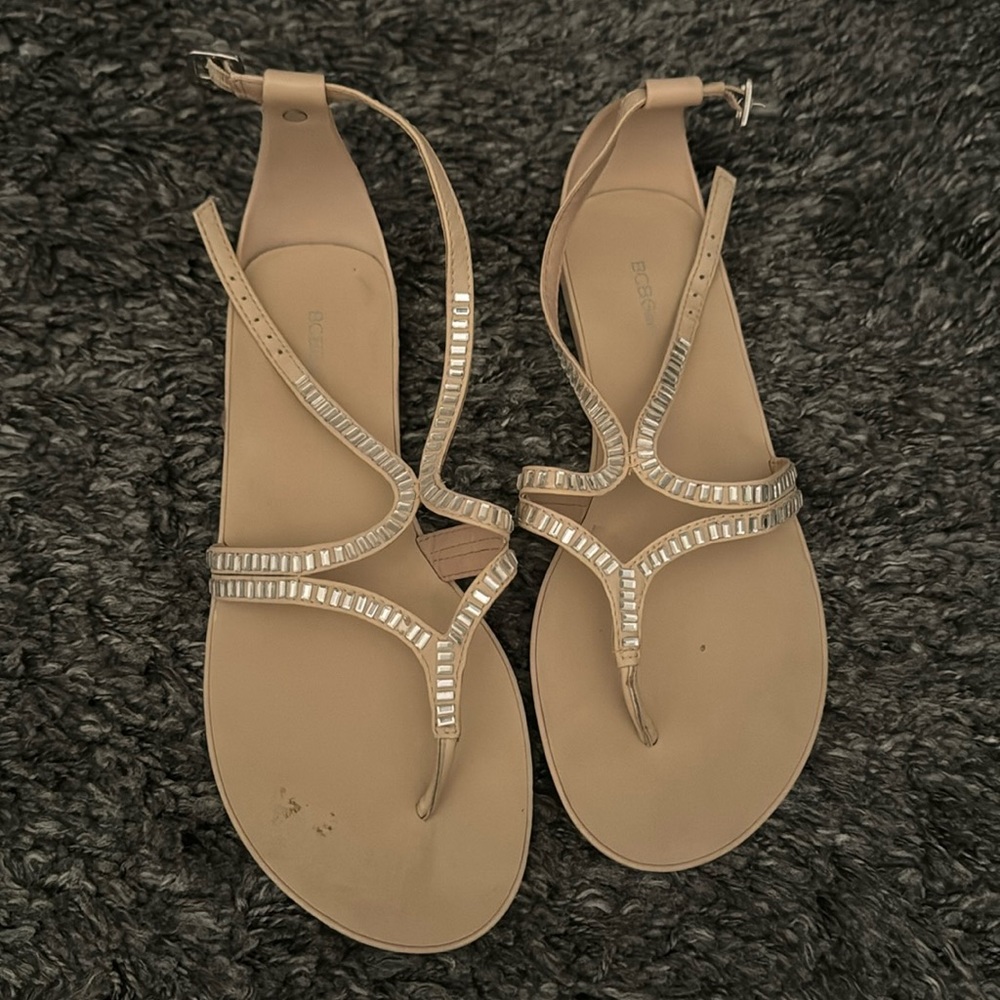 BCBGeneration womens size 7 flat sandal